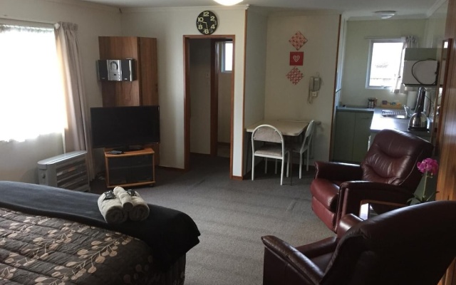 Alexandra Motor Lodge – Guest Rooms – Alexandra