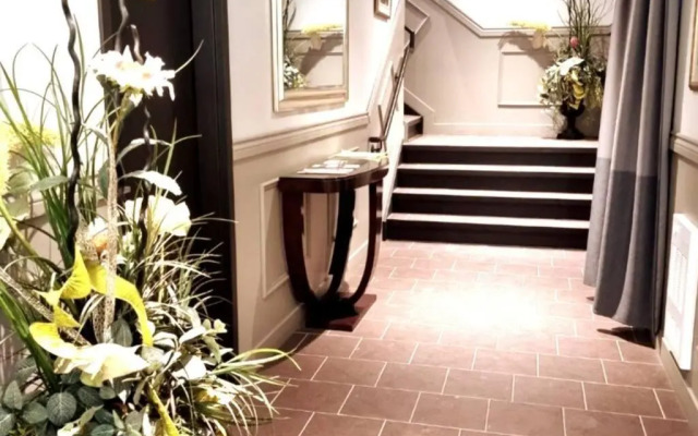 Cozy Spacious 1-BDR Studio #8. FREE Parking