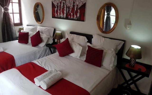Unique Lodge