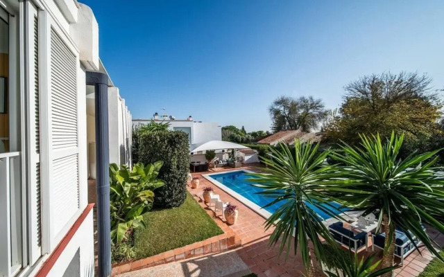 Charming 10 Pers Villa With Swimmingpool Sevilla
