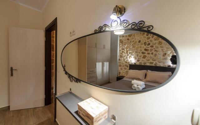 To Petrino (VIlla Markos)