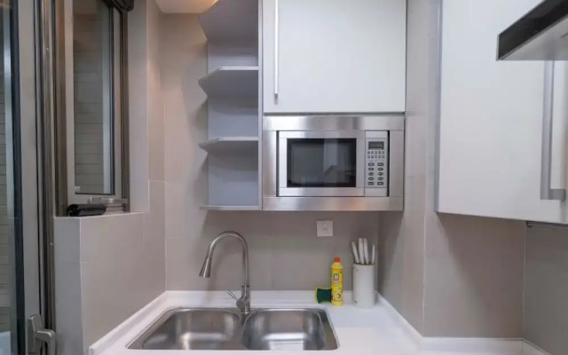 Tyms Stylish 1BR 1BA Apt Xujiahui Center