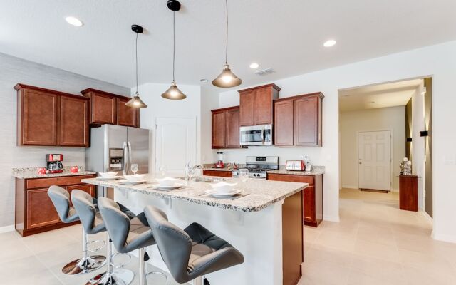 5280oak Luxury Ne 6 Bedroom 4.bath Home