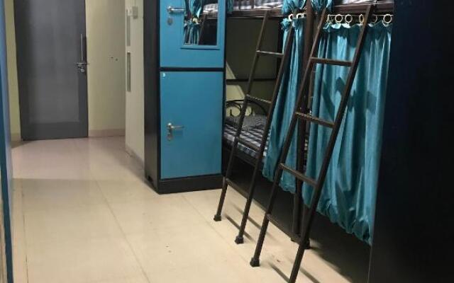 Ashirwad Guest House (Male Only)