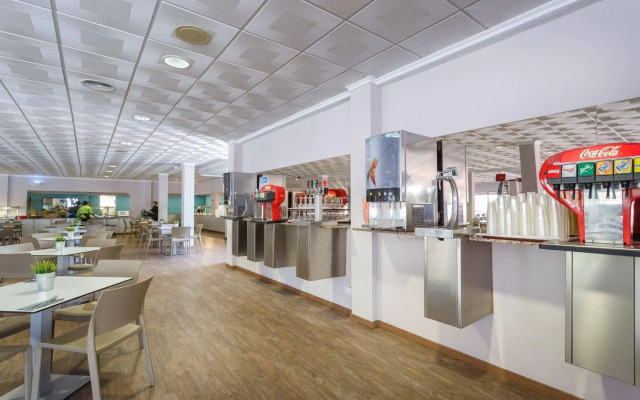 Fergus Club Carema Splash