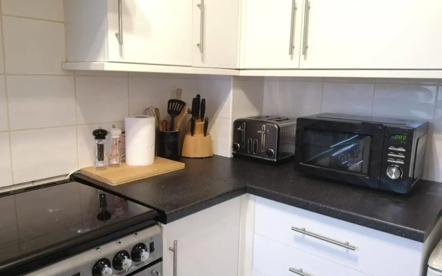 Superb Holiday Home in Springfields, Llanelli