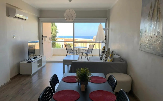 Modern and stylish 1 bedroom apartment in King's Palace