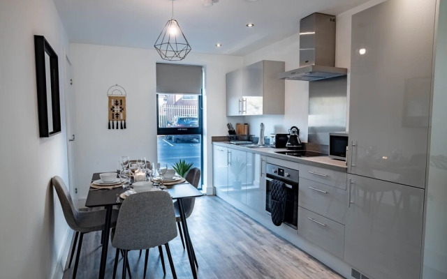 The Interchange Apartment by Opulent