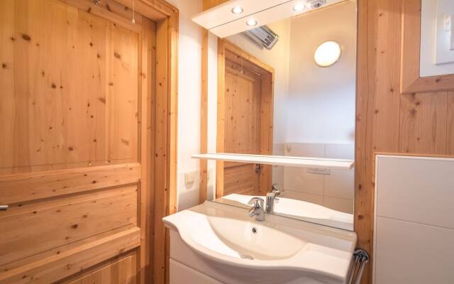 Mountain Chalet in Klippitztörl Near Forest With Garden & Parking