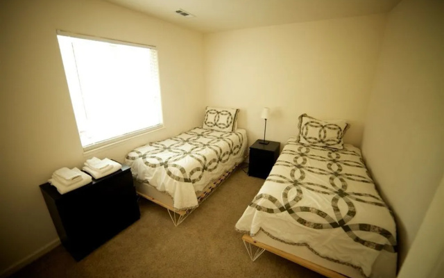 Hotel Charlotte Vacation Rentals