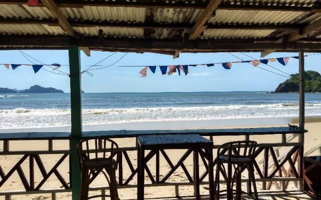 OYO 715 Dandal Bay View