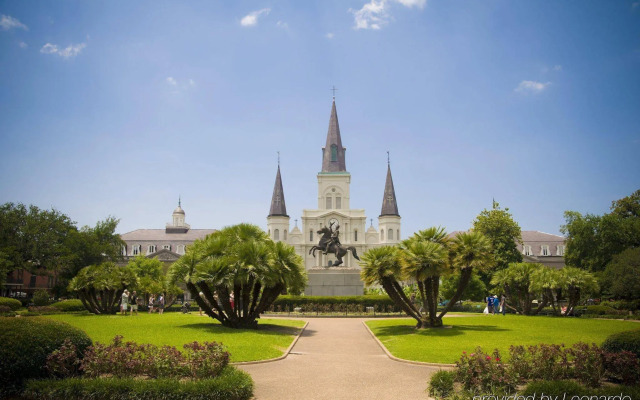 Q&C Hotel and Bar, New Orleans, Autograph Collection