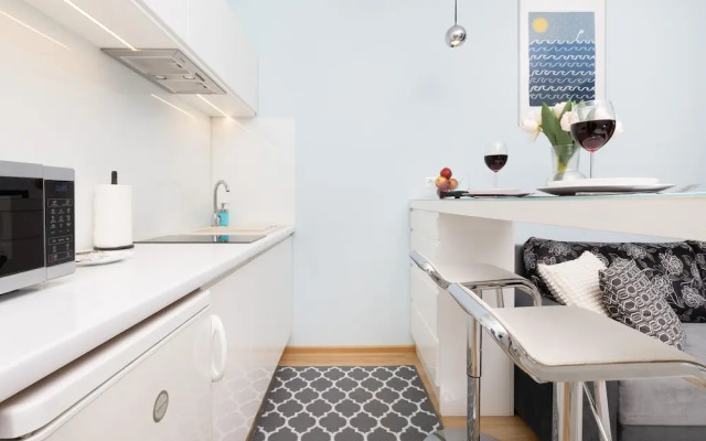 Świętojańska Studio Gdynia by Renters