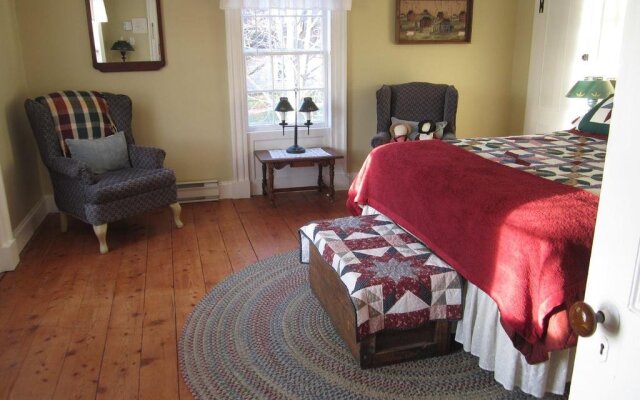 Grand Oak Manor Bed & Breakfast