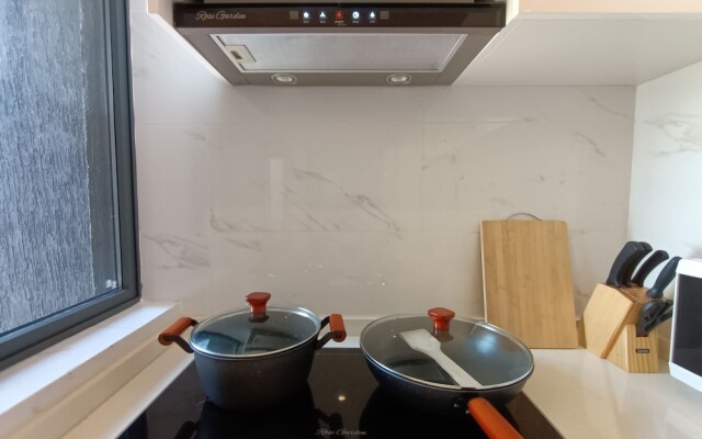 Rose Garden Private Apartment By LINK