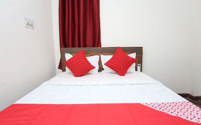 Oyo 36007 Hotel Mahendra