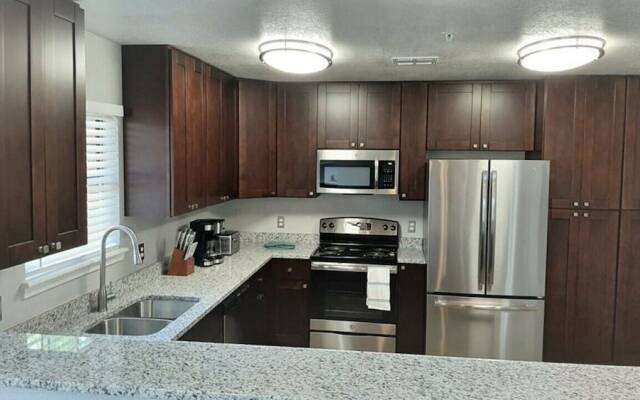 Next to Integris Baptist Hospital-Suite