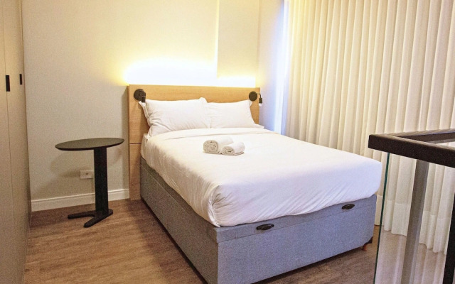 Easy Life Campos Salles by Xtay