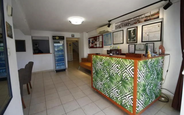 Bonapart Hotel