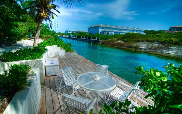 Grace Bay Beach Ocean Villas