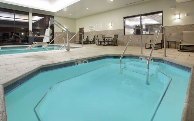 Hampton Inn & Suites I-35/Mulvane