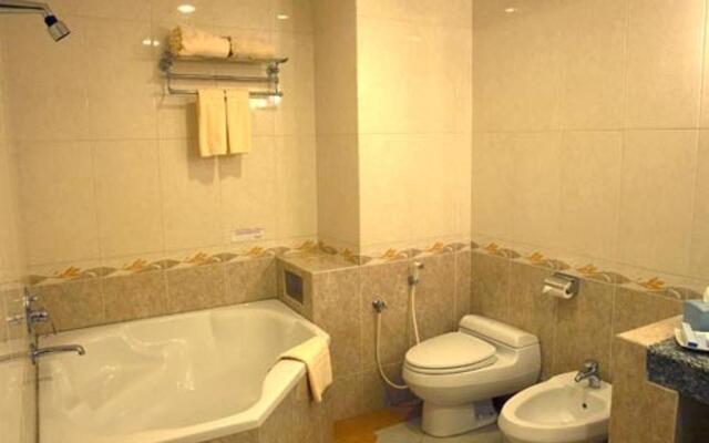 Hotel Grand Tiga Mustika