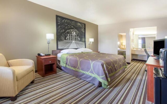 Super 8 By Wyndham Monroe West