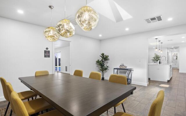 Jacuzzi and Park Bliss by HomeSlice stays