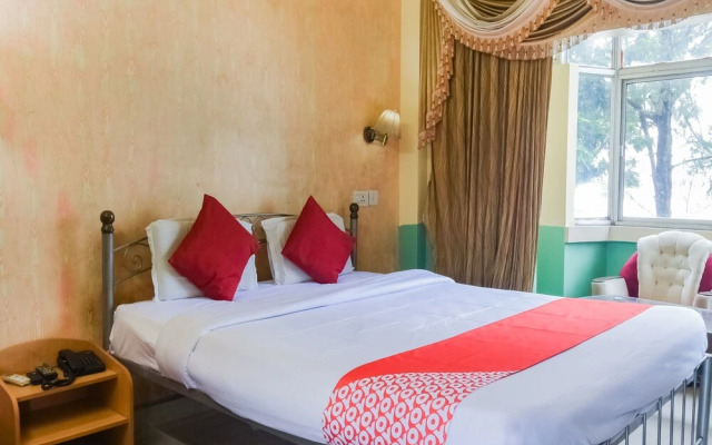 OYO 62127 Ritz Rivera