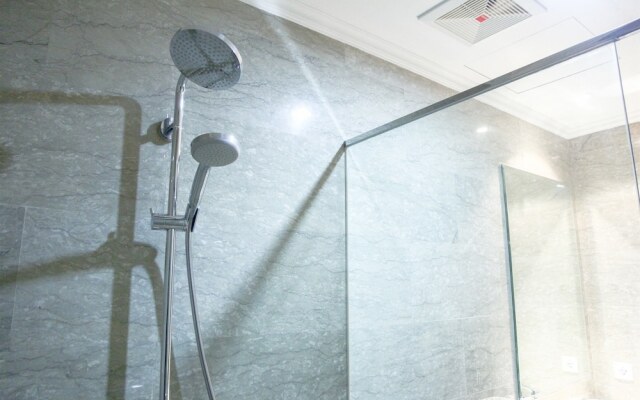 Affordable 2BR Apartment @ Menteng Park