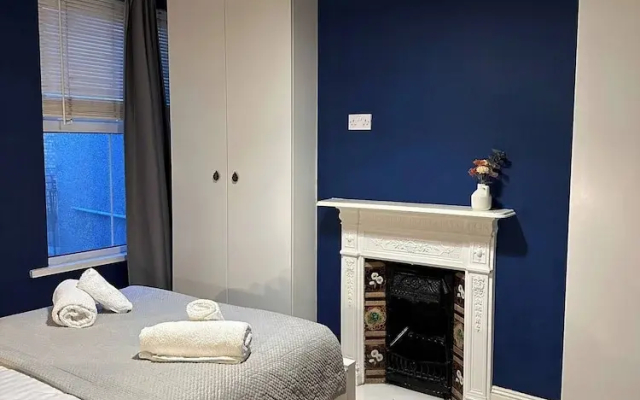 Bright Open-plan Apartment in Welling, South East London