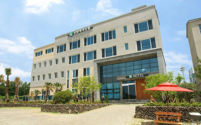 Hotel The Grang Jungmun