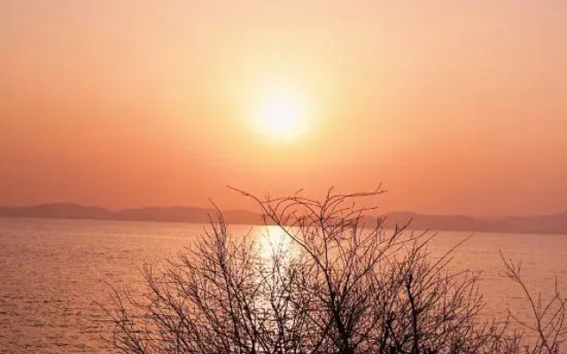Shiguang Leisure Lakeview apartment