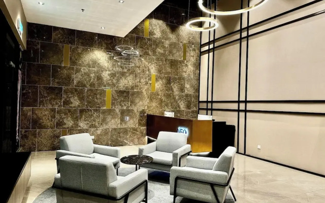 Cozy Skyline Retreat Trion KL - Level 63