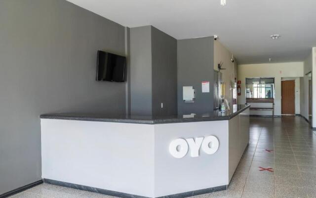 OYO Piuma Palace Hotel