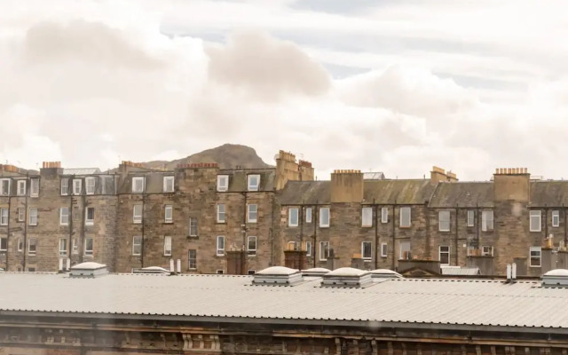 Charming and Relaxing 2BD Flat - Abbeyhill