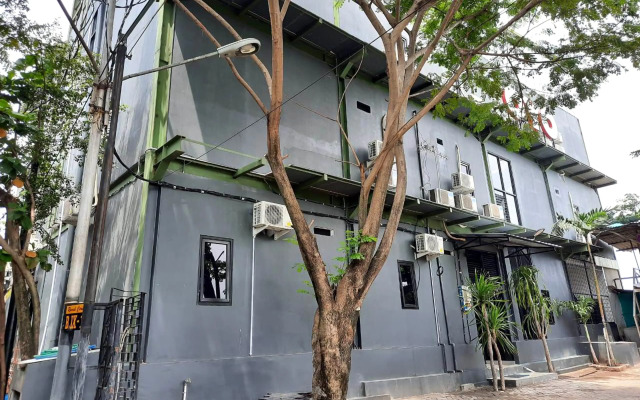 OYO Life 2928 Rumah Ceria