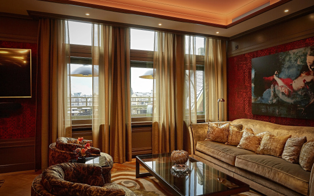 Hotel TwentySeven