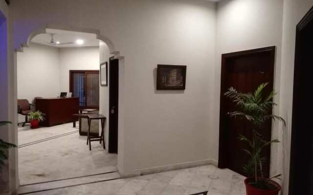 Hotel Island Clifton