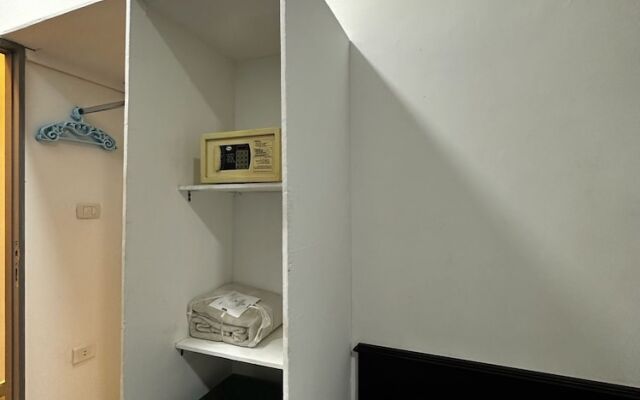 K Boutique Pyramids View West