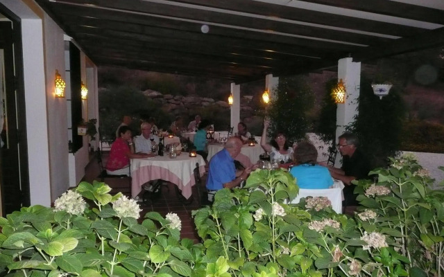 Cortijo Puerto el Peral