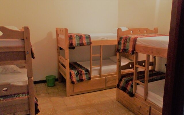 Tikay Cafe Hostel