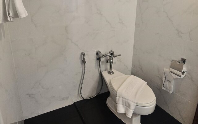 Silom City Hotel