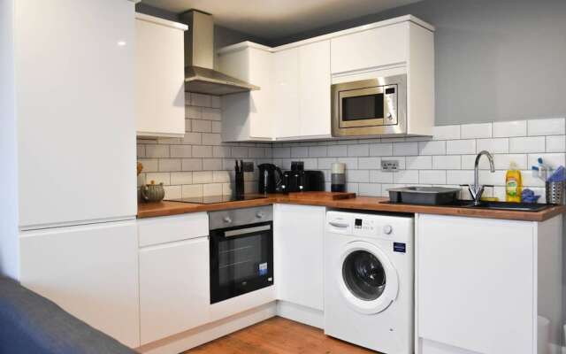 Stylish 1 Bedroom Apartment Near The City Centre