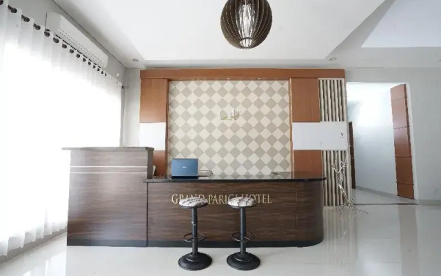 Capital O 1974 Grand Parigi Hotel