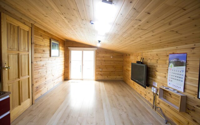 Wangju Godeok Pension