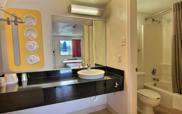 Motel 6 Austin, TX - North Central