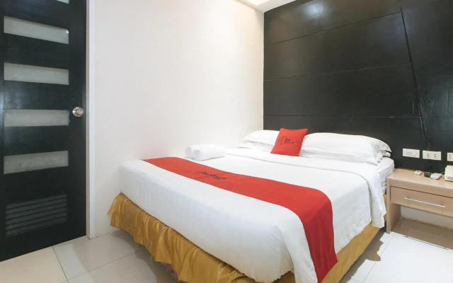 RedDoorz @ Grand Apartelle Hernan Cortes Cebu