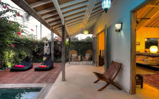 Villa 007
