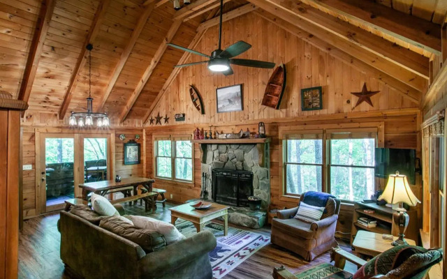 The Hartland - Hot Tub, Jacuzzi, Fireplace